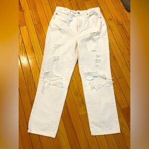 GARAGE 100 percent cotton distressed crisp white jeans - size 7 (28 waist) pox